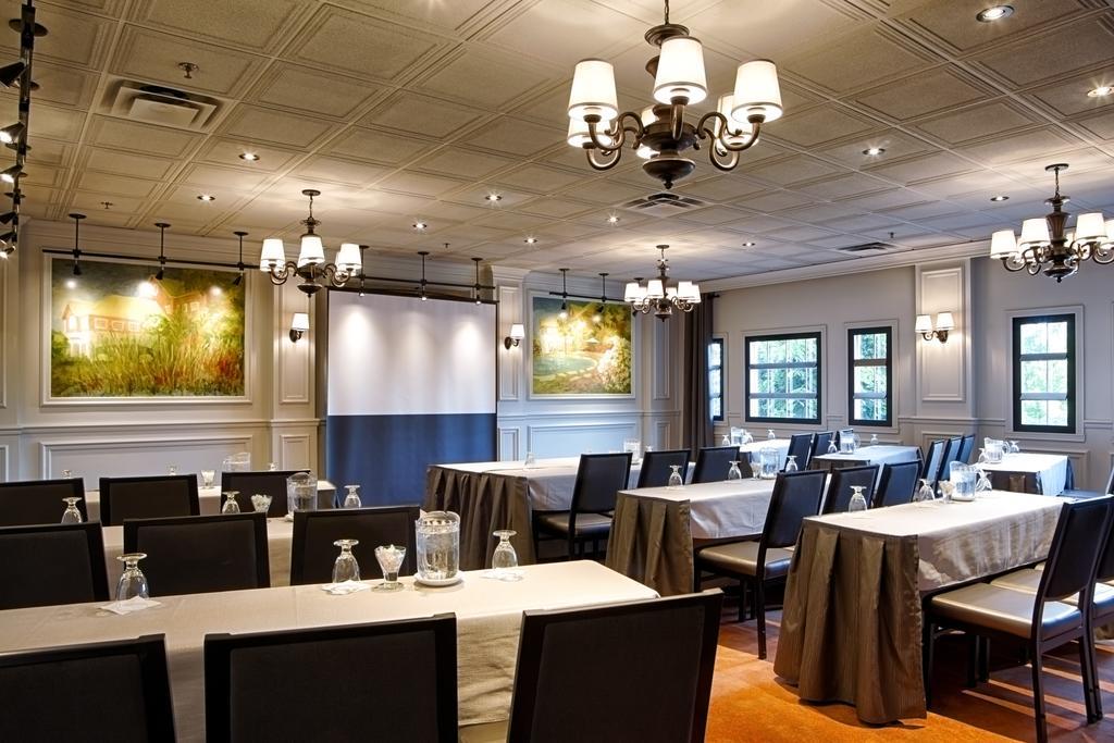 Auberge Godefroy Becancour Exterior photo
