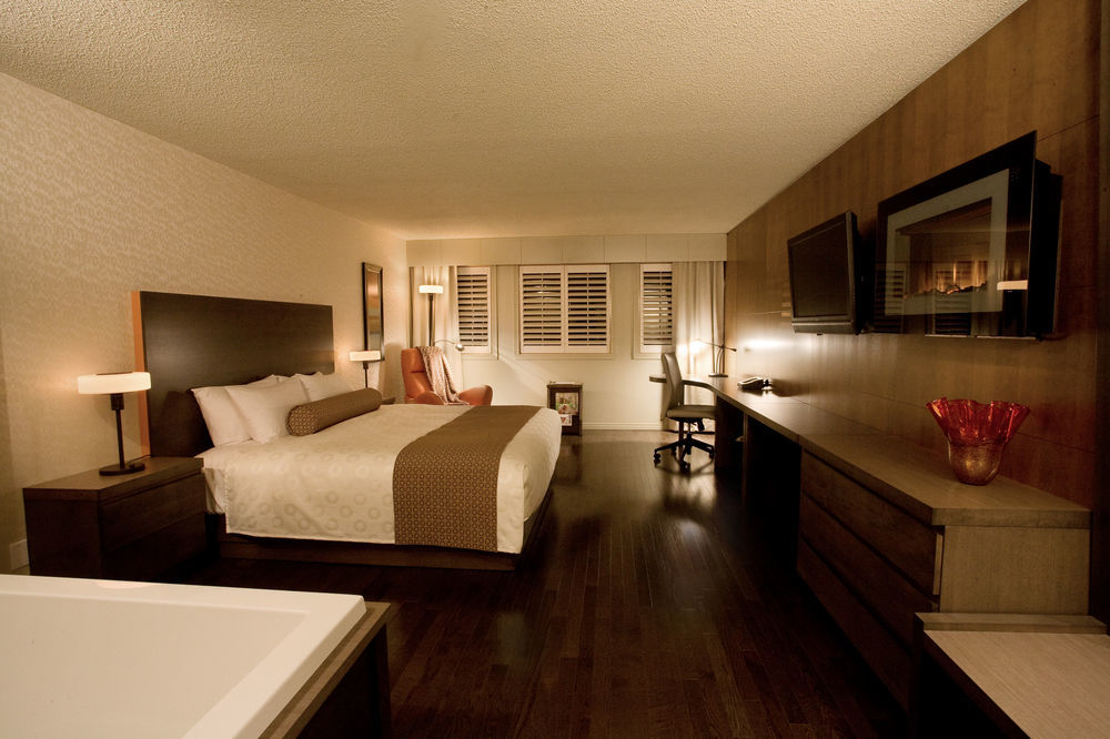 Auberge Godefroy Becancour Exterior photo